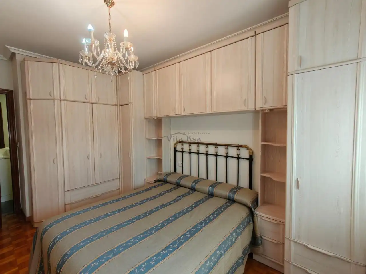 Bedroom of Flat for rent in Ourense Capital   with Heating, Parquet flooring and Furnished