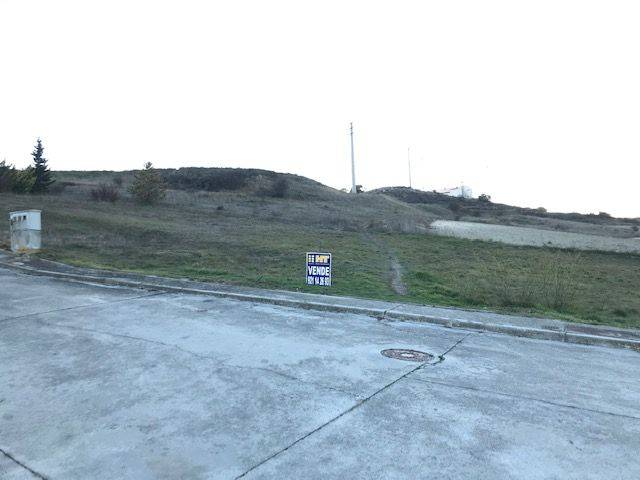 Terreno residencial en Venta en Calle Alfonsa de la Torre en Cuéllar
