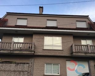 Vista exterior de Casa o xalet en venda en Soutomaior amb Terrassa