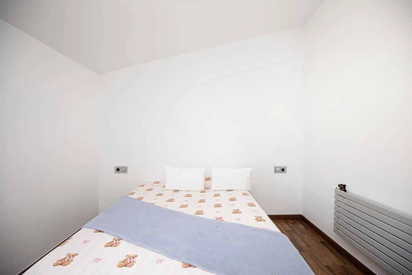 Habitación de Casa o chalet en venta en Quart con Aire acondicionado, Jardín privado y Terraza