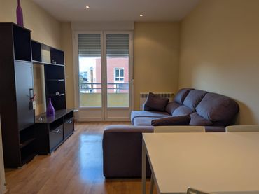 Apartamento con ascensor en venta en Flores de Sil - La Placa