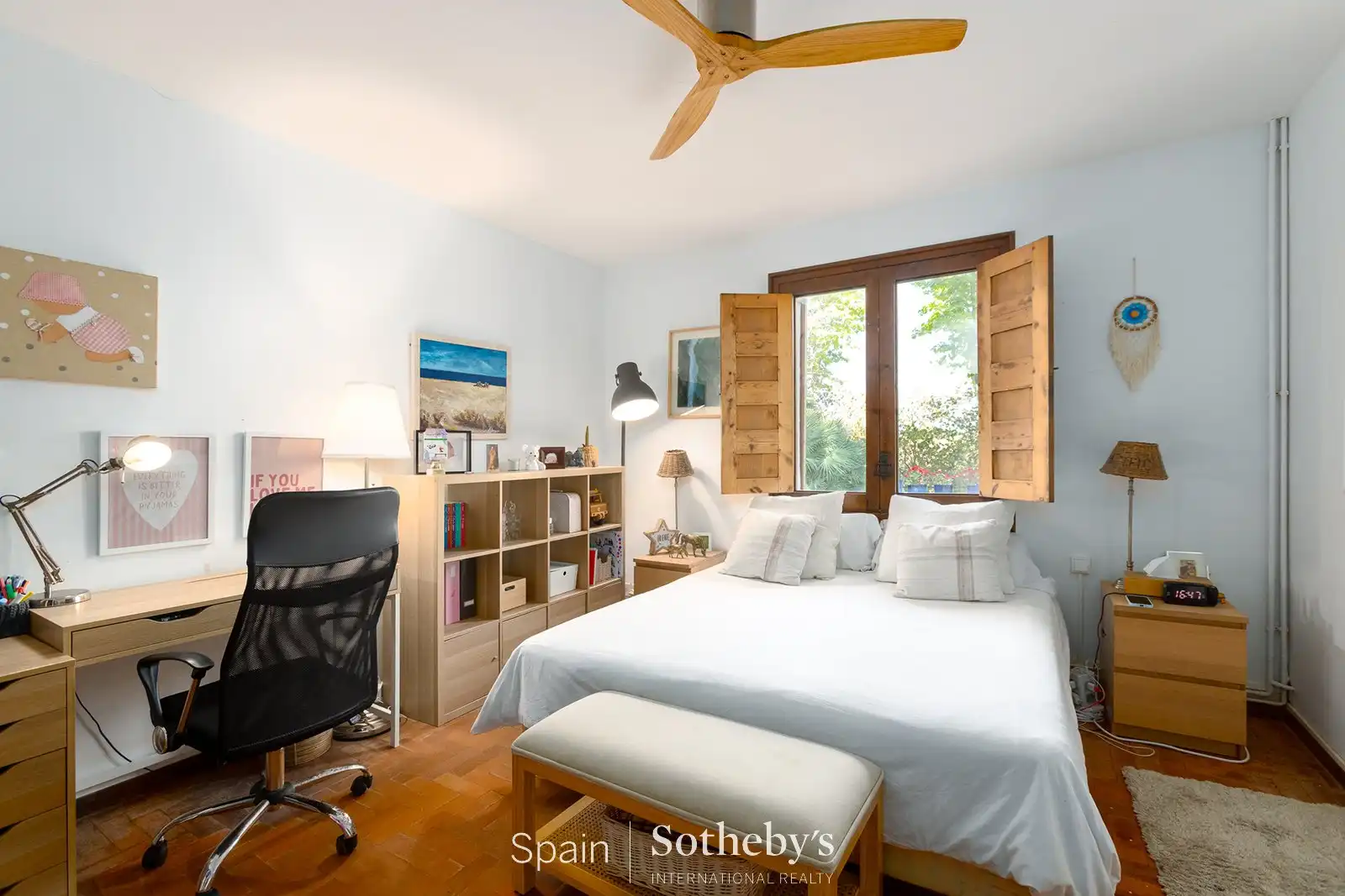 Bedroom of Country homes for sale in Premià de Dalt  with Air Conditioner, Heating and Private garden