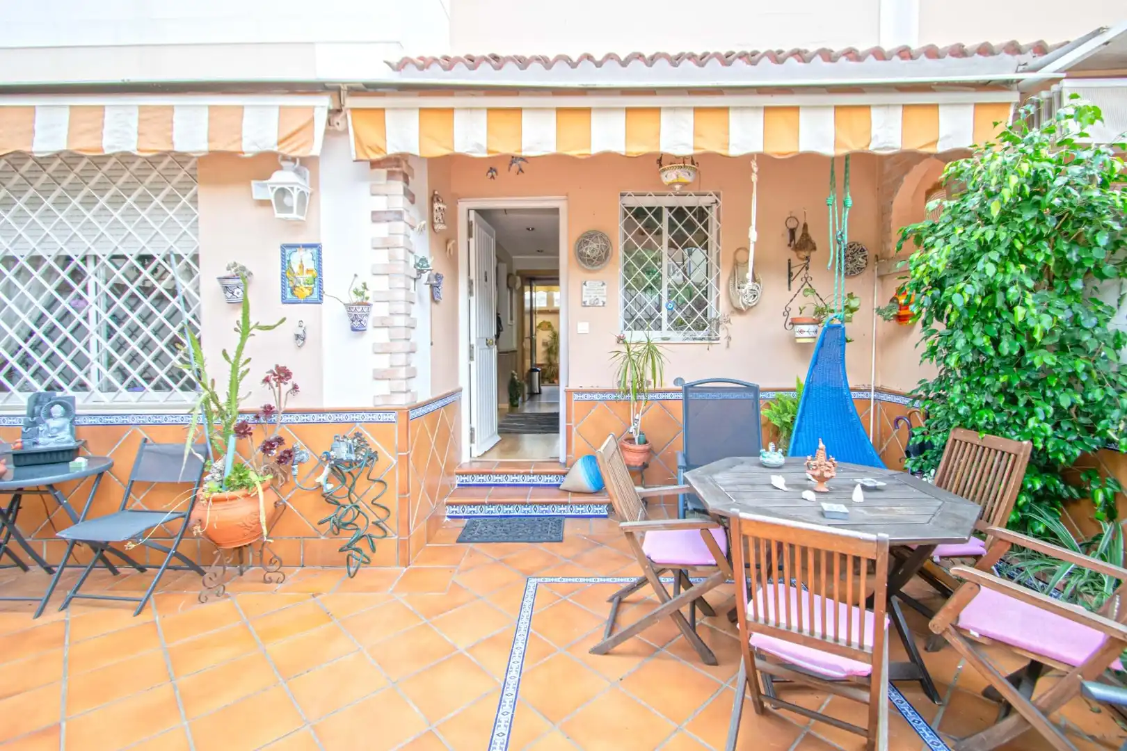Terrassa de Casa adosada en venda en  Sevilla Capital amb Traster i Piscina comunitària