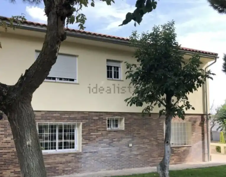 Exterior view of Houses for sale in Villanueva del Pardillo