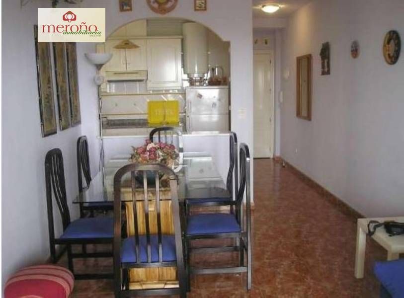 Comedor de Apartamento de alquiler en Santa Pola con Balcón y Piscina comunitaria
