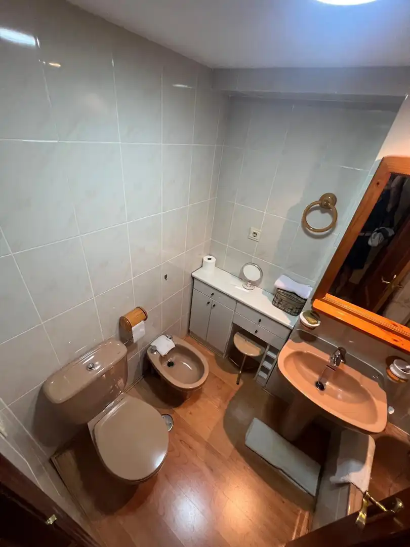 Baño de Piso en venta en Benidorm con Aire acondicionado, Terraza y Amueblado