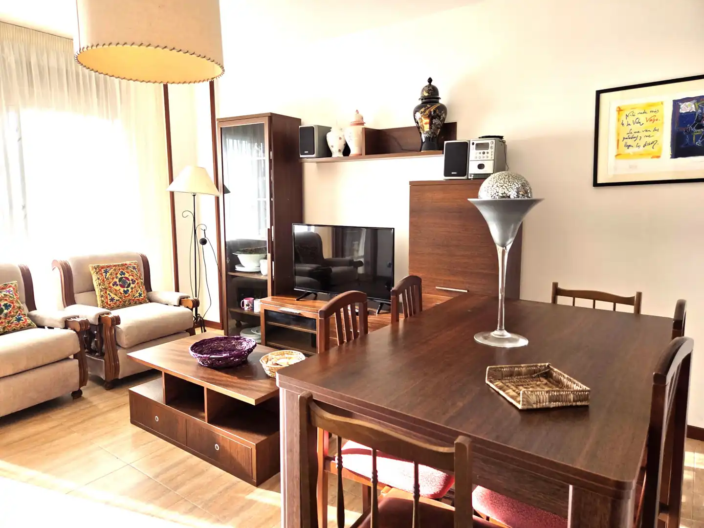 Wohnzimmer von Wohnungen zur Miete in Sanxenxo mit Terrasse, Möbliert und Ofen