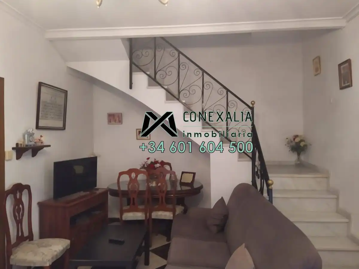 Sala de estar de Casa o chalet en venta en Pruna con Terraza y Balcón