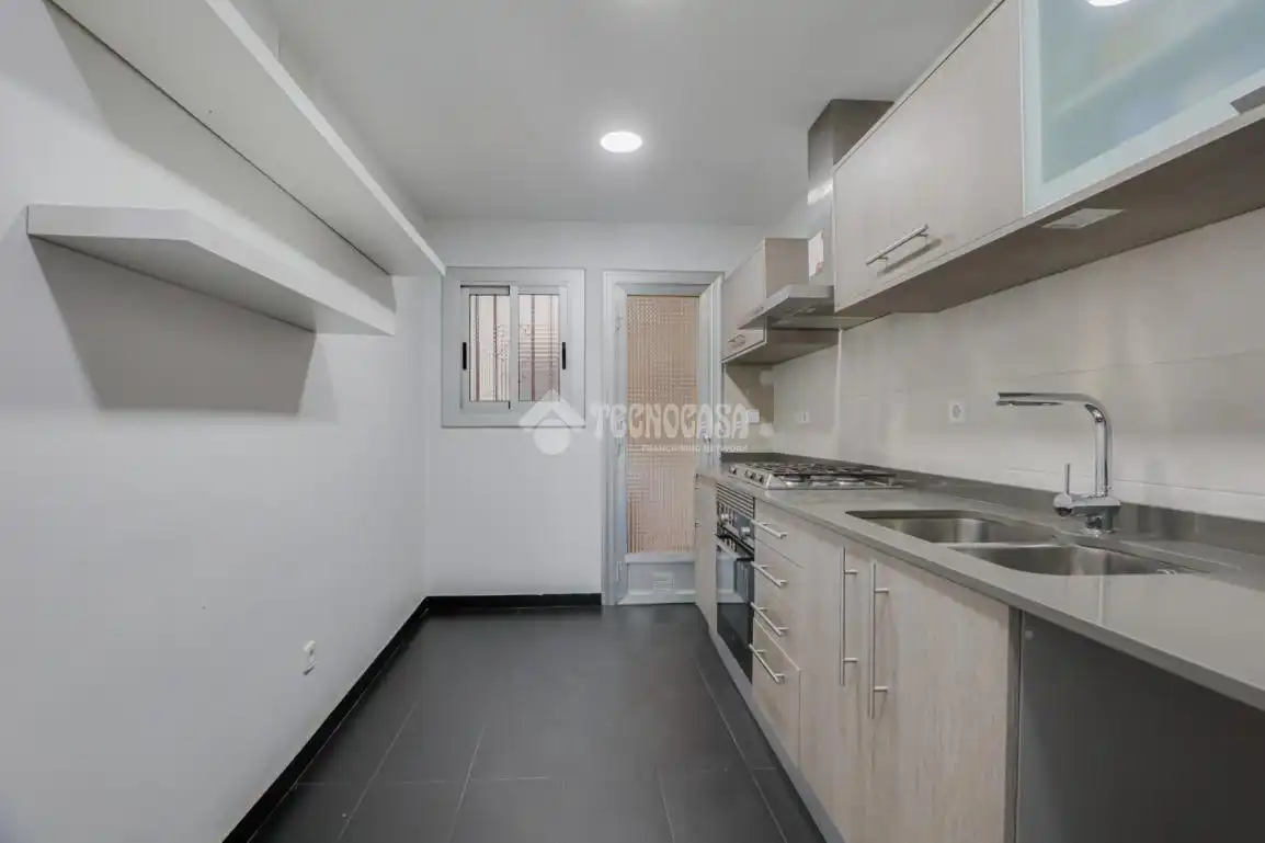 Cocina de Piso en venta en Barcelona con Aire acondicionado, Parquet y Balcón