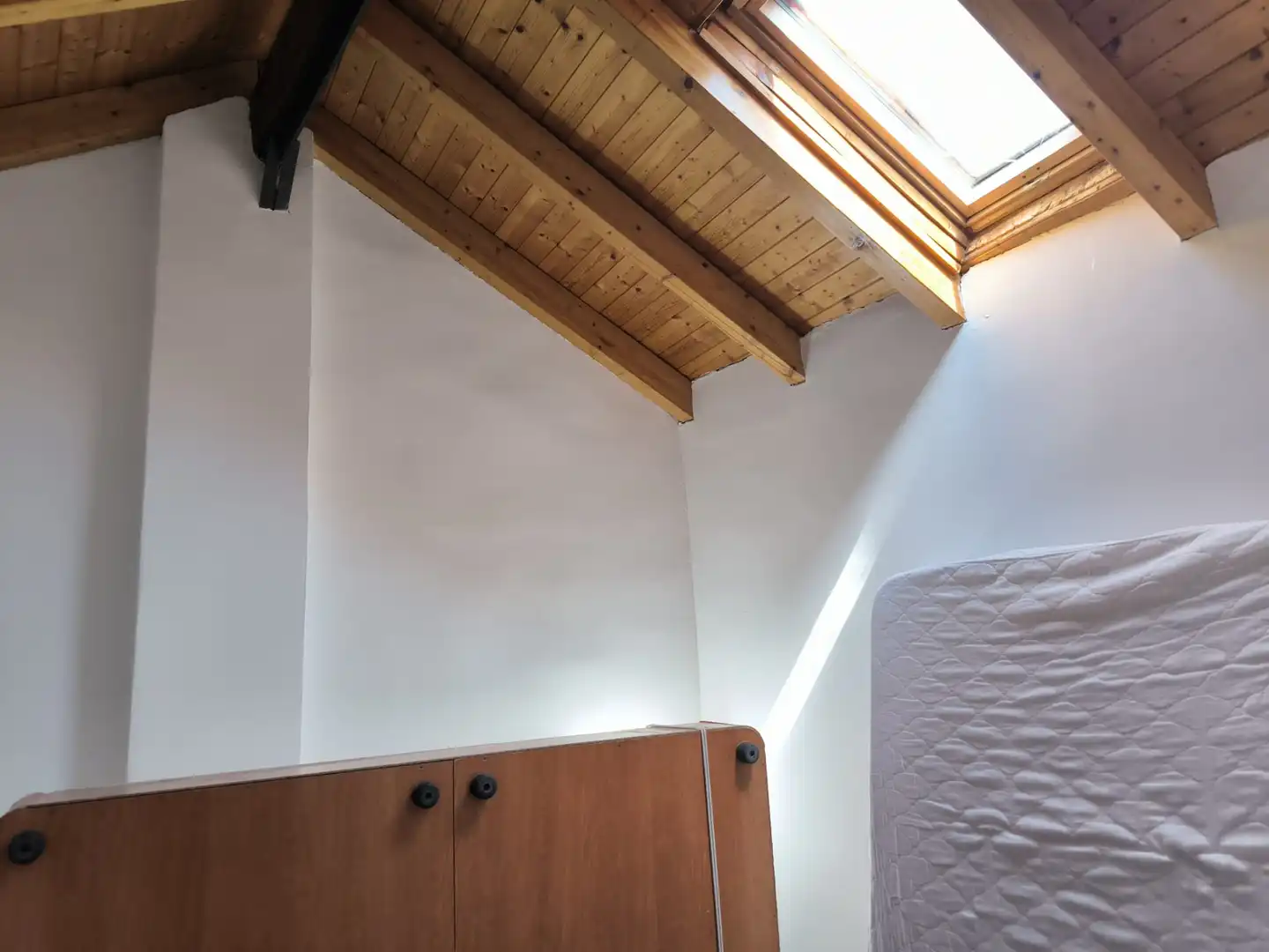 Dormitori de Dúplex de lloguer en Madrid amb Aire condicionat, Calefacció i Parquet