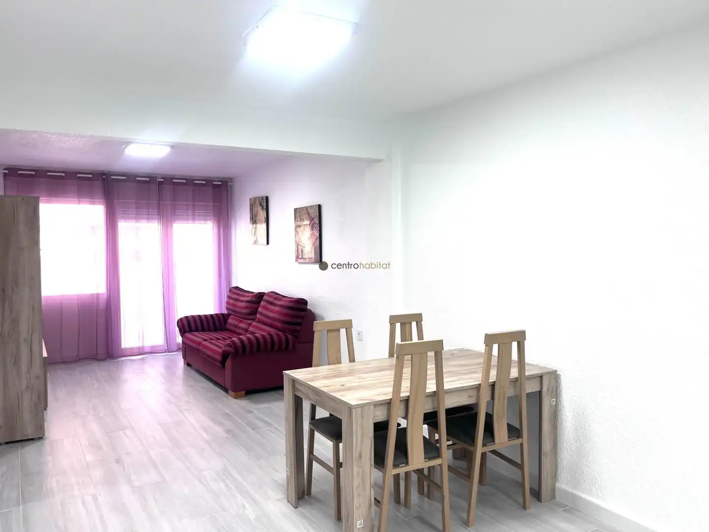 Sala de estar de Piso de alquiler en Elda con Balcón