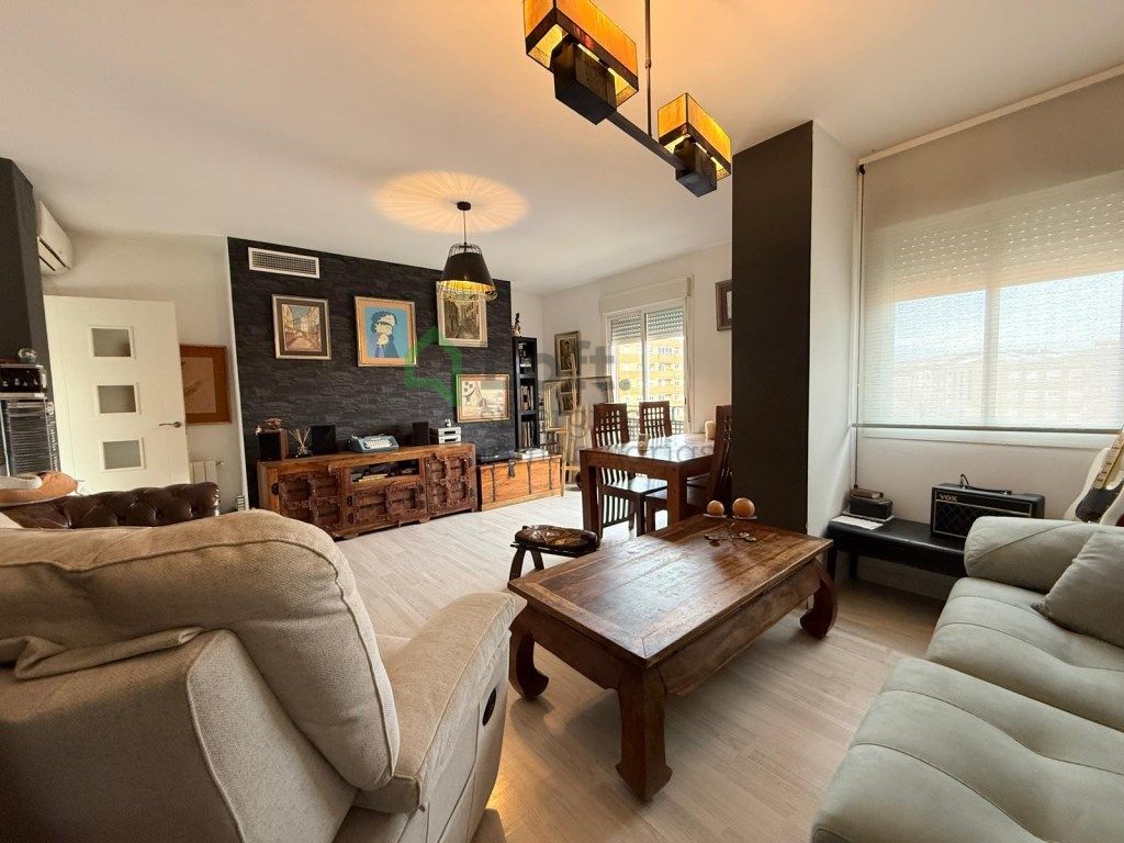 Sala d'estar de Àtic en venda en Badajoz Capital