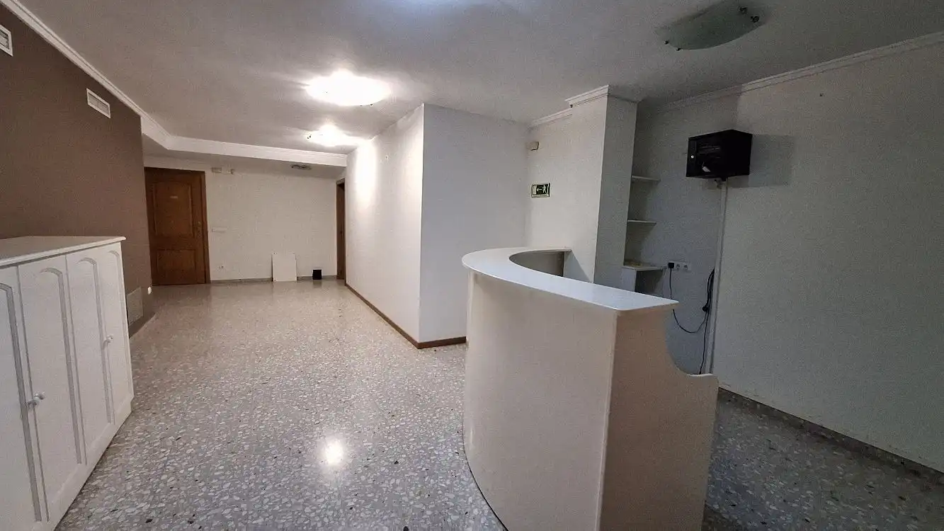 Oficina en venta en Oliva con Aire acondicionado, Calefacción y Terraza