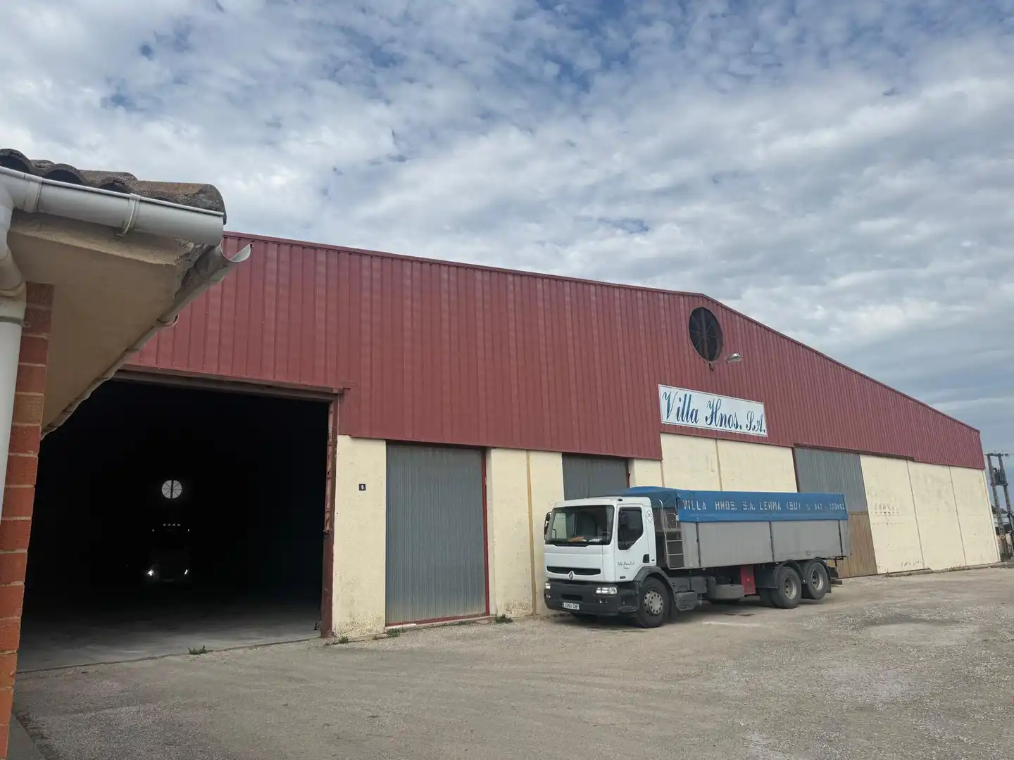 Exterior view of Industrial buildings for sale in Villalbilla de Burgos