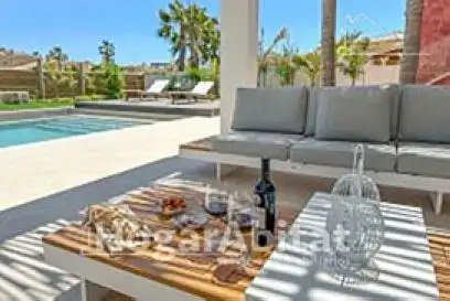 Terrassa de Casa o xalet en venda en Cuevas del Almanzora amb Aire condicionat, Jardí privat i Terrassa