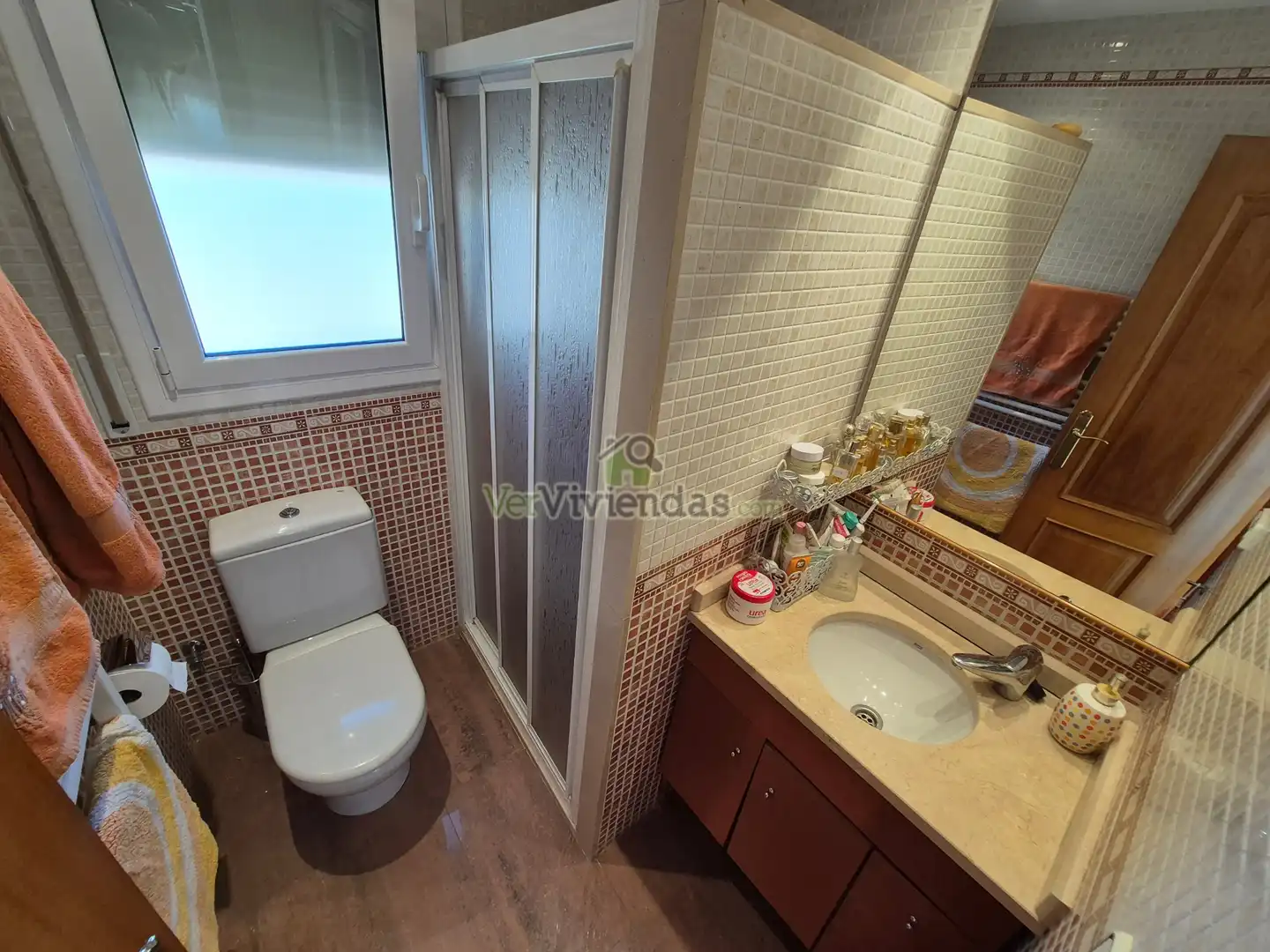 Casa amb terrassa en venda a Vallirana, imagen 9