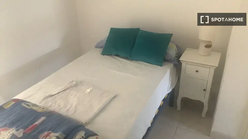 Room in Carranque - Haza Cuevas