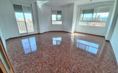 Flat for sale in Carcaixent