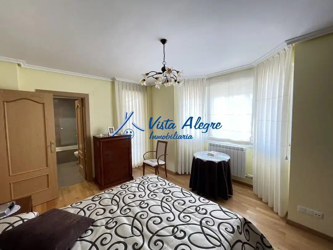 Bedroom of Detached homes for sale in Haro  with Heating, Parquet flooring and Terrace