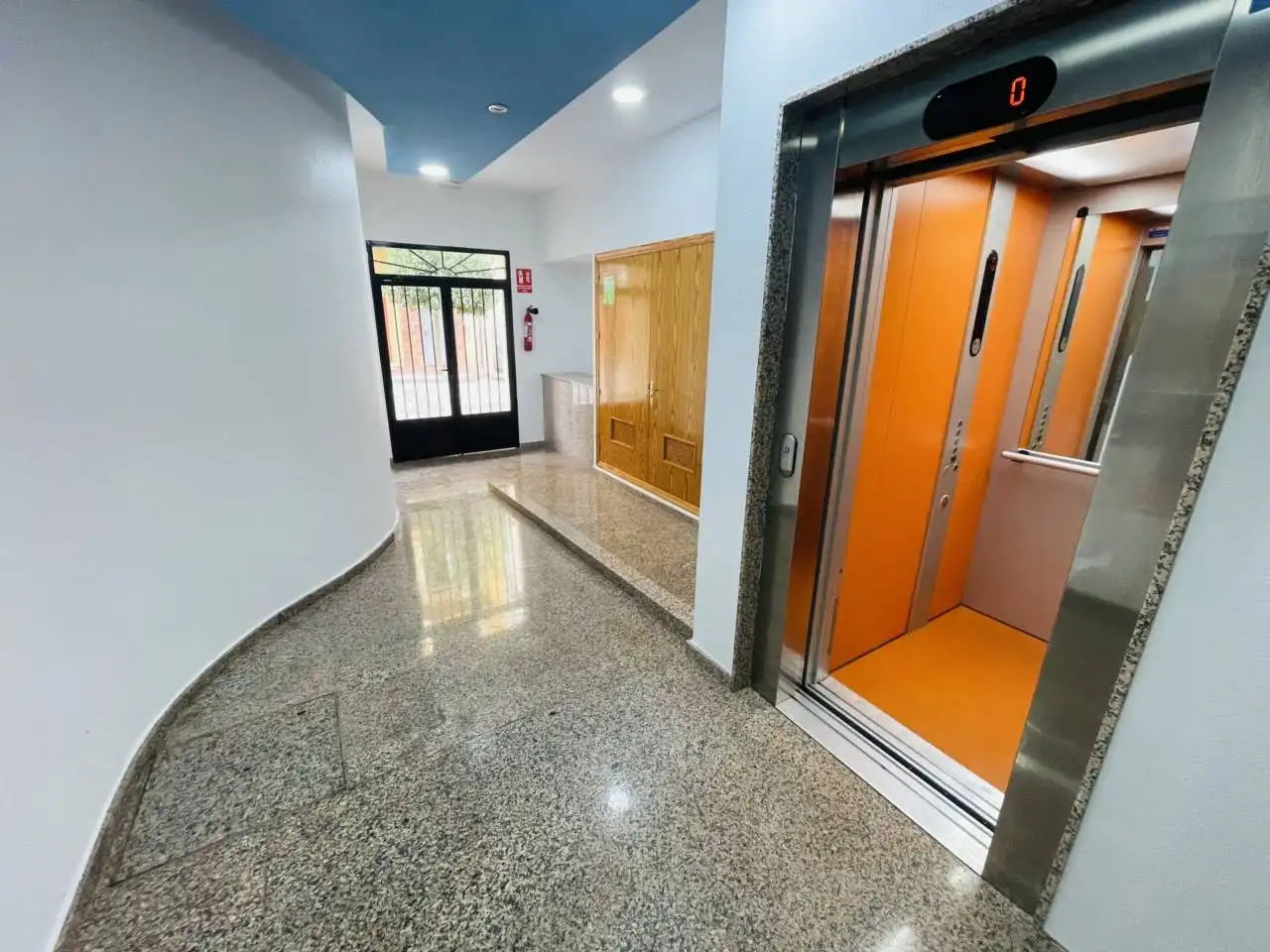 Flat for sale in Murcia  with Air Conditioner, Storage room and Balcony