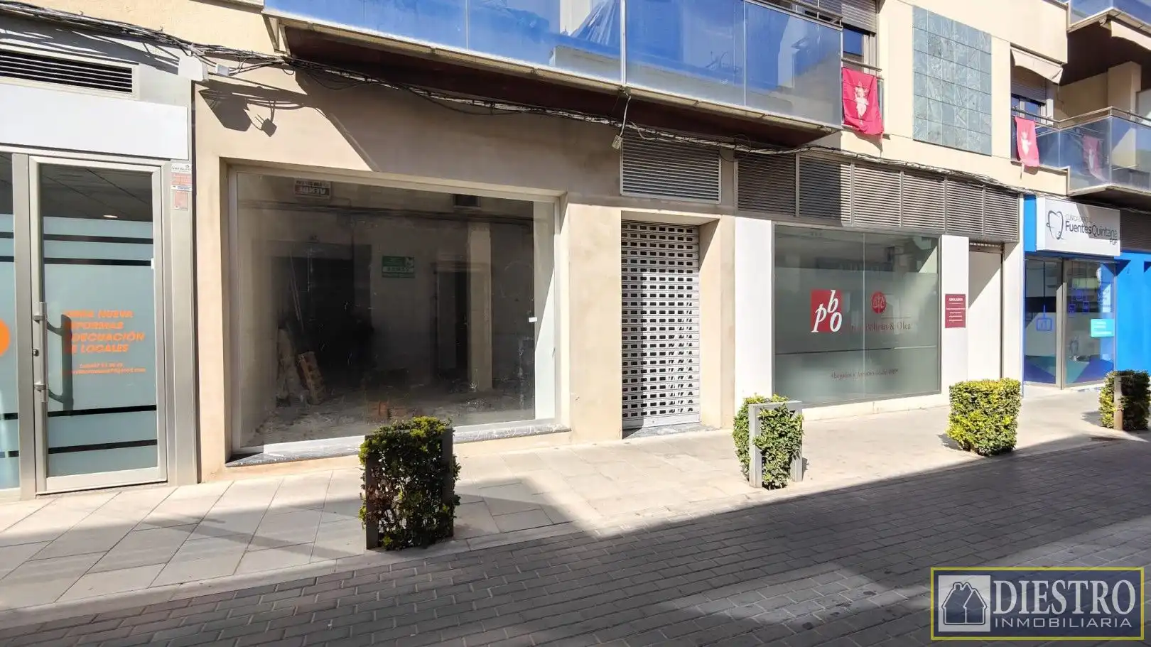 Local comercial en alquiler en Calle de Pérez Galdós 20
