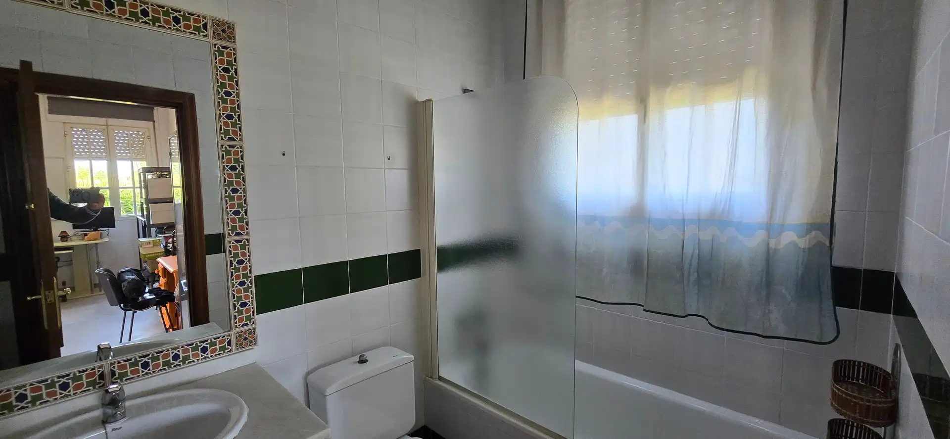 Bathroom of Houses for sale in Jerez de la Frontera  with Air Conditioner, Private garden and Terrace