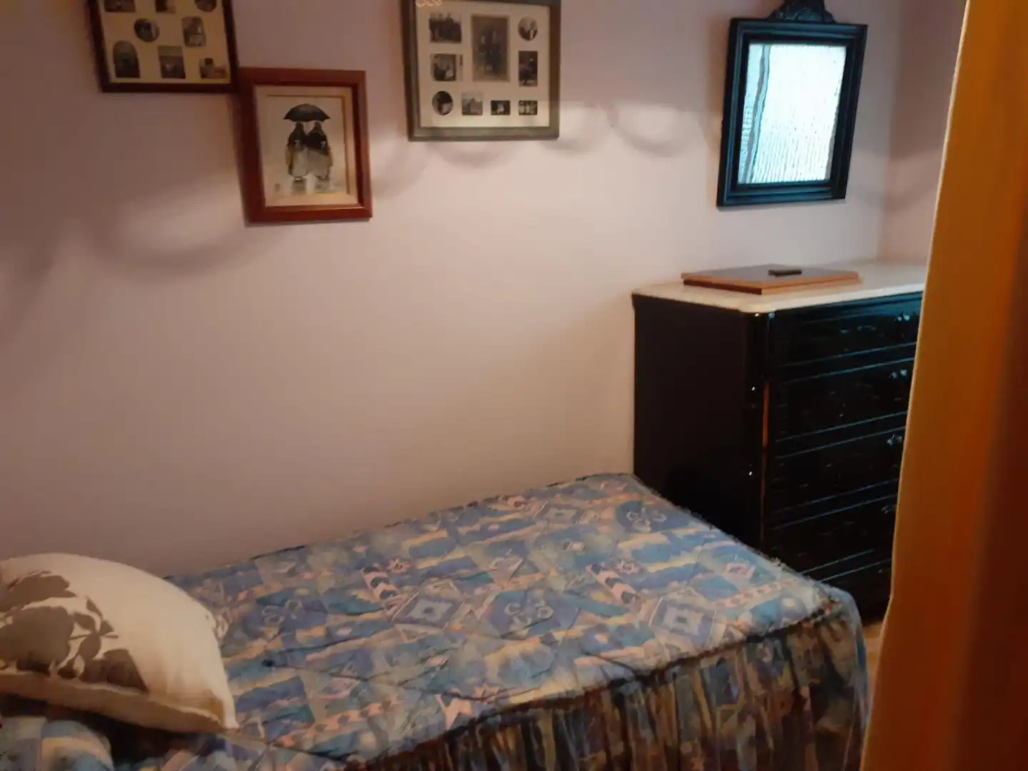 Habitación de Piso de alquiler en Mollet del Vallès con Aire acondicionado, Calefacción y Amueblado