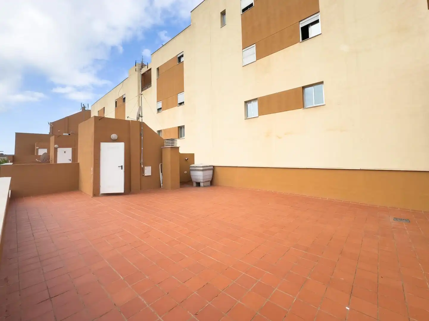 Vista exterior de Casa adosada en venda en Santa Cruz de Tenerife amb Terrassa