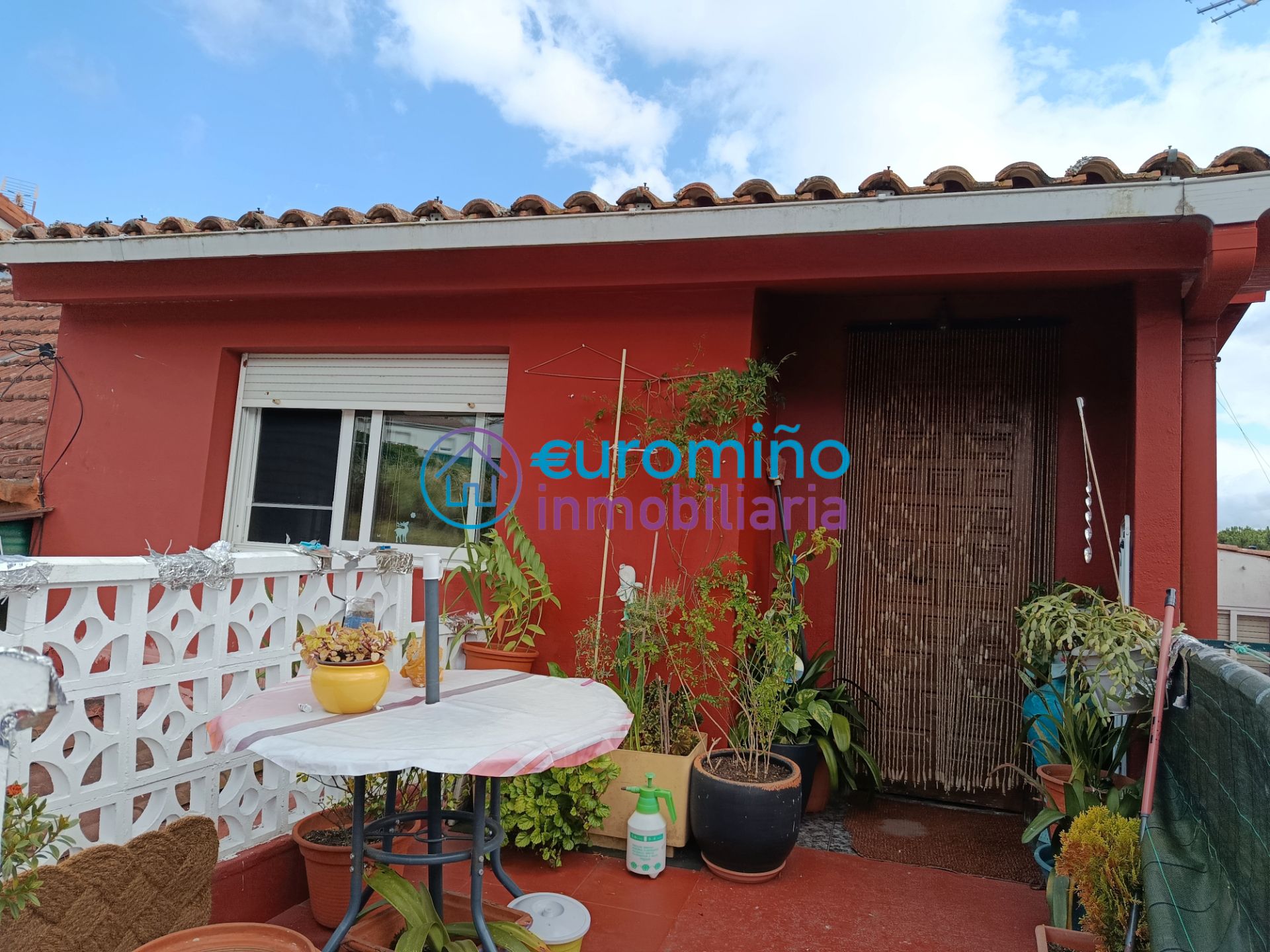 Exterior view of Single-family semi-detached for sale in Vigo   with Heating, Storage room and Furnished