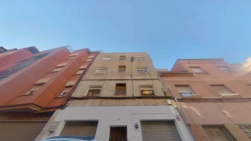Vista exterior de Pis en venda en Santa Coloma de Gramenet