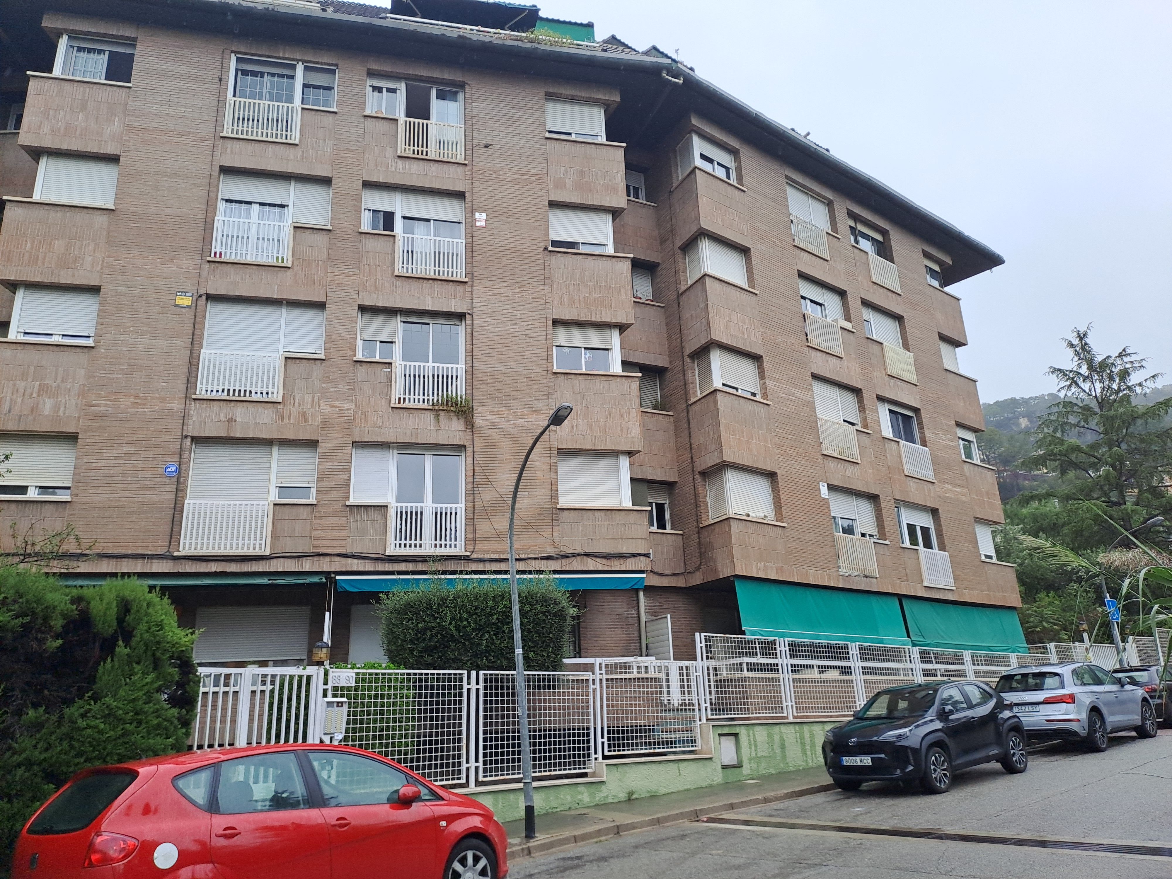 Außenansicht von Wohnungen zum verkauf in Vallirana