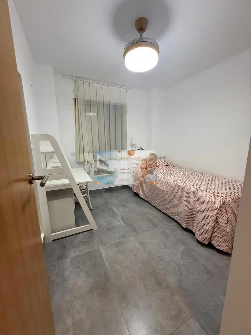 Habitación de Piso de alquiler en Benicasim / Benicàssim con Aire acondicionado, Calefacción y Terraza