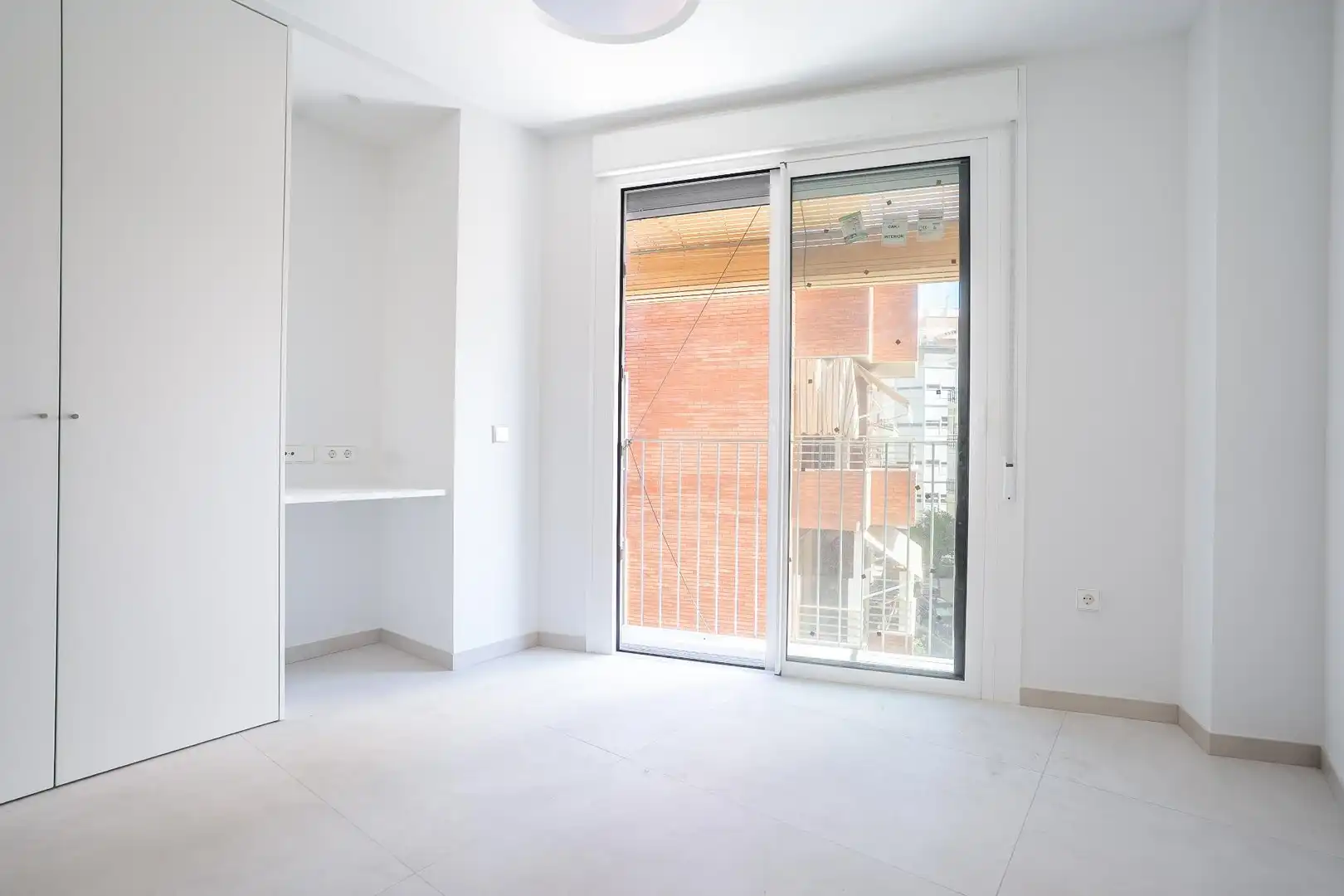 Wohnung zur Miete in Calle de las Cámaras, Plaza de Toros - Santa Rita