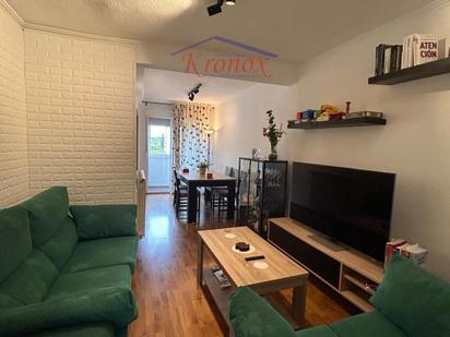 Sala d'estar de Pis en venda en  Madrid Capital amb Aire condicionat, Calefacció i Terrassa