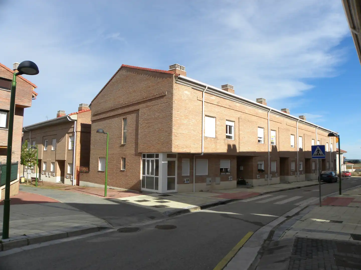 Vista exterior de Casa adosada en venta en Burgos con Parquet y Trastero