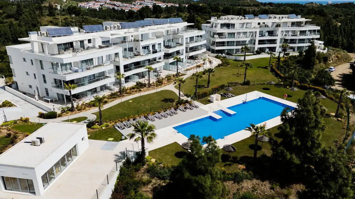 Vista exterior de Planta baixa en venda en Mijas amb Aire condicionat, Calefacció i Terrassa