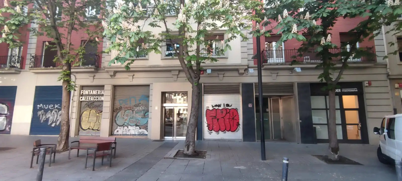 Exterior view of Commercial properties for sale in  Pamplona / Iruña