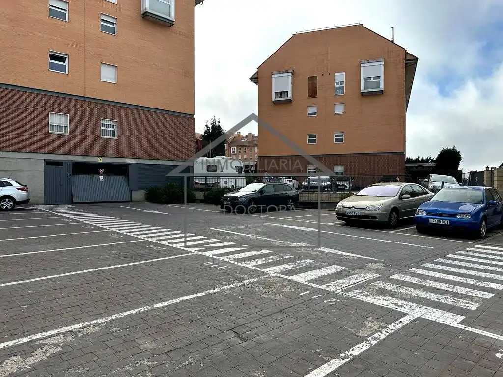 Parking of Garage for sale in Arroyomolinos (Madrid)