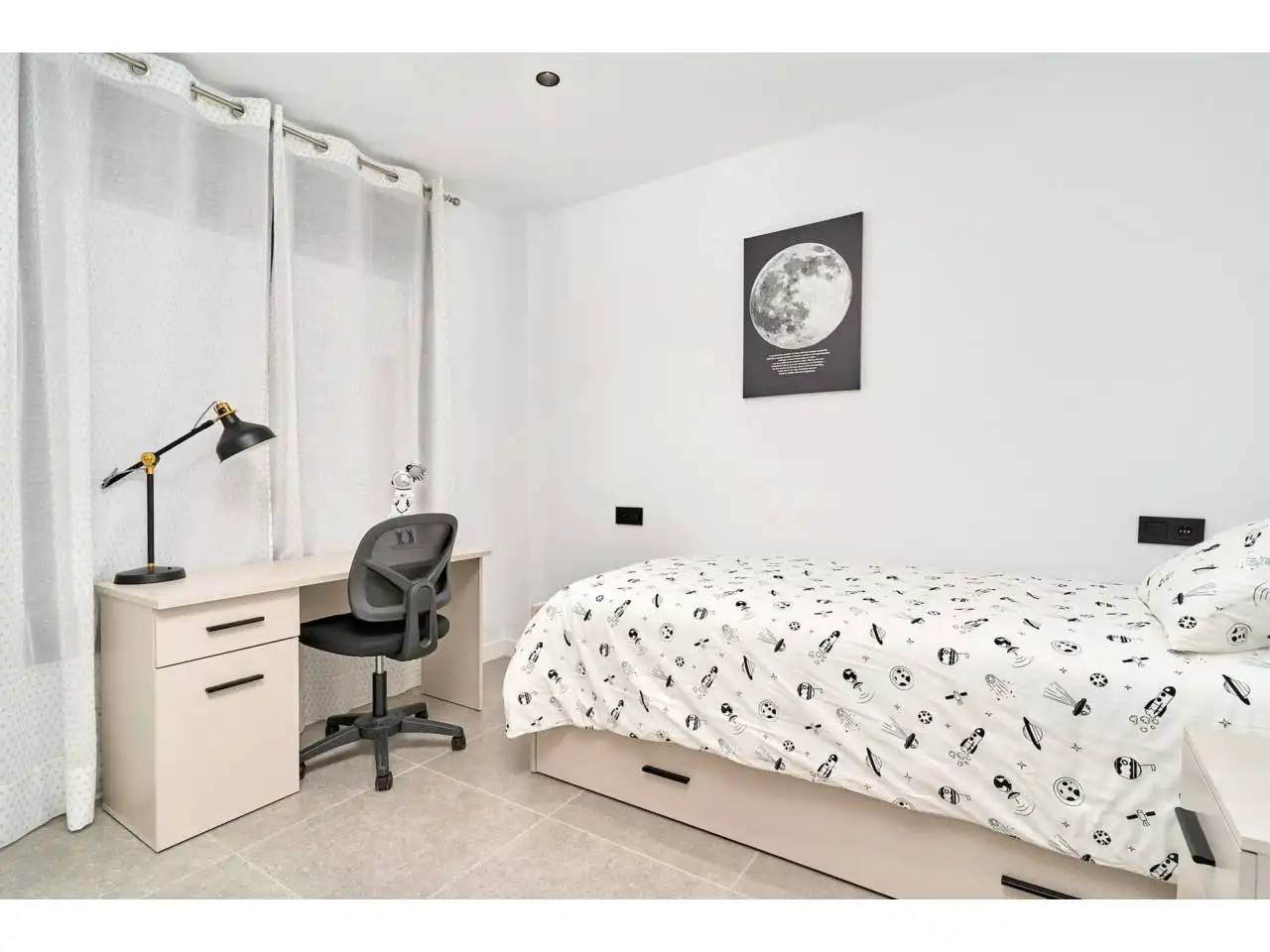 Habitación de Piso en venta en Torrox con Terraza, Trastero y Piscina comunitaria