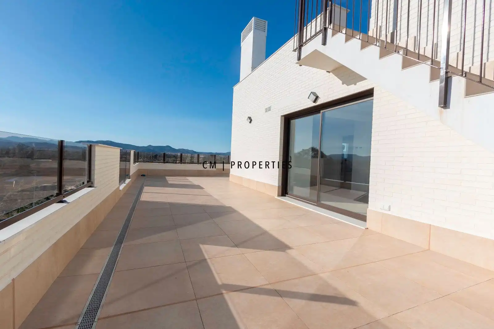 Terrace of Attic for rent in Sagunto / Sagunt  with Air Conditioner, Heating and Parquet flooring