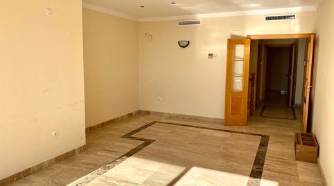 Foto 4 de Apartament en venda a Calle Reino Nazari, 22, Guadalmansa, Málaga