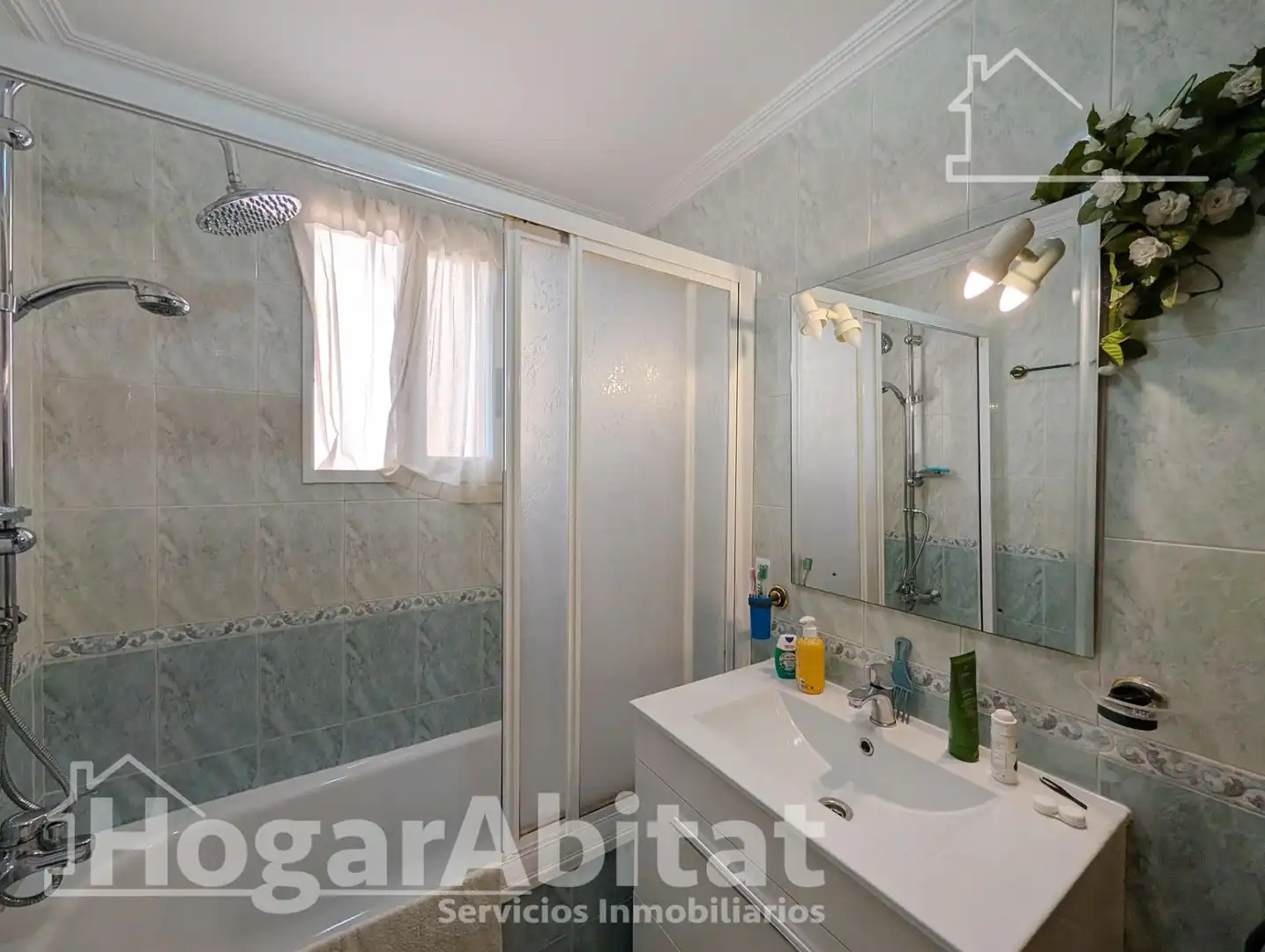Bathroom of Flat for sale in Santa Pola  with Air Conditioner, Heating and Terrace
