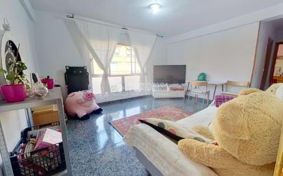 Sala d'estar de Pis en venda en Sabadell amb Aire condicionat i Moblat