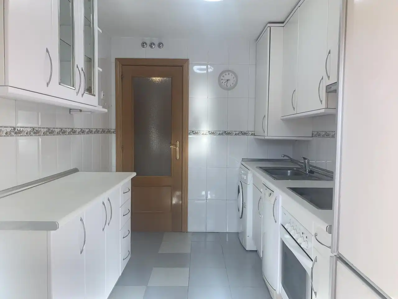 Cocina de Piso de alquiler en Manzanares El Real con Parquet, Terraza y Piscina comunitaria