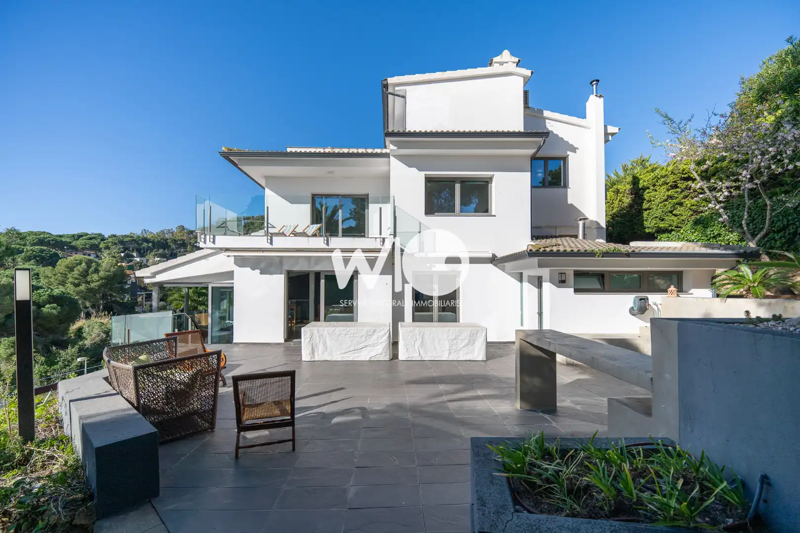 Vista exterior de Casa o chalet en venta en Blanes con Jardín privado, Terraza y Piscina
