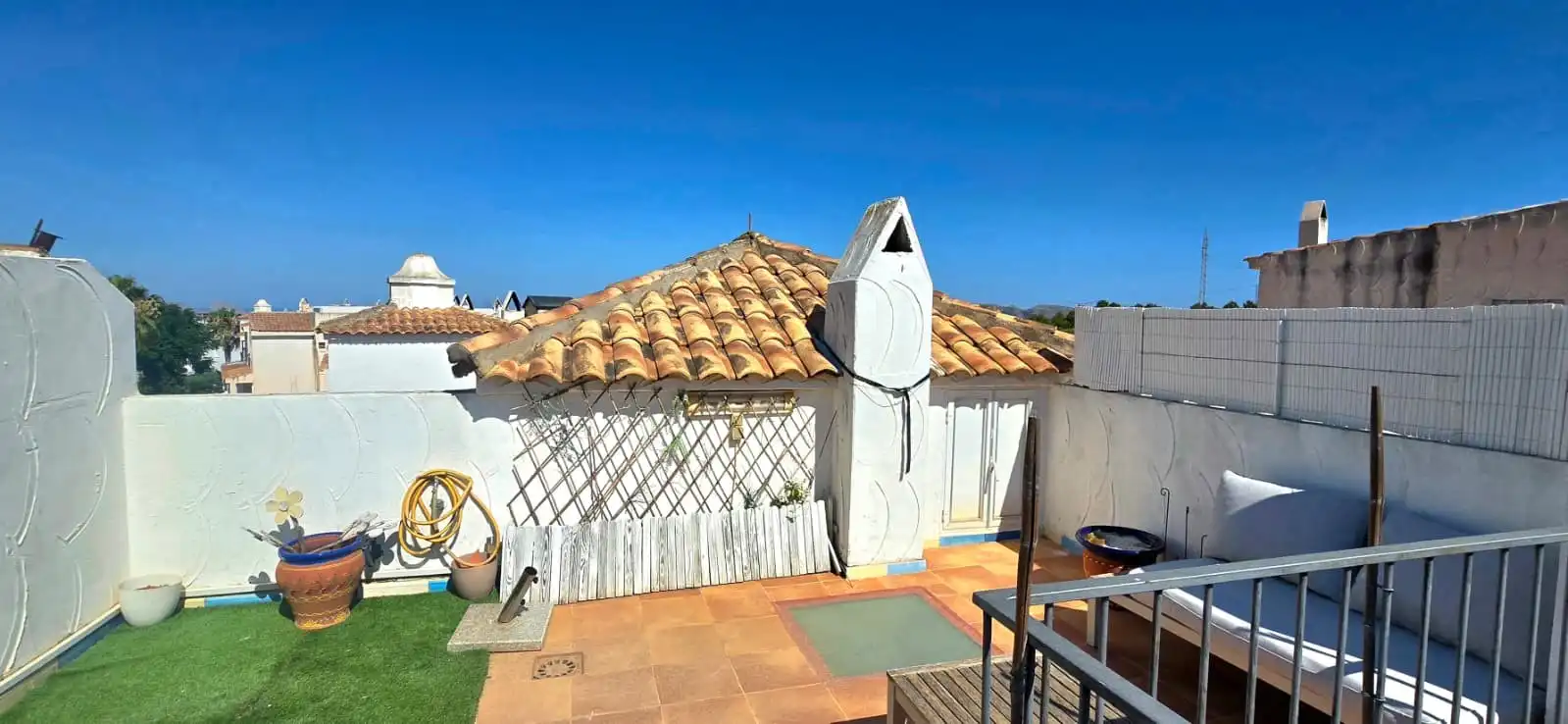 Terrassa de Casa adosada en venda en La Nucia amb Terrassa, Traster i Moblat