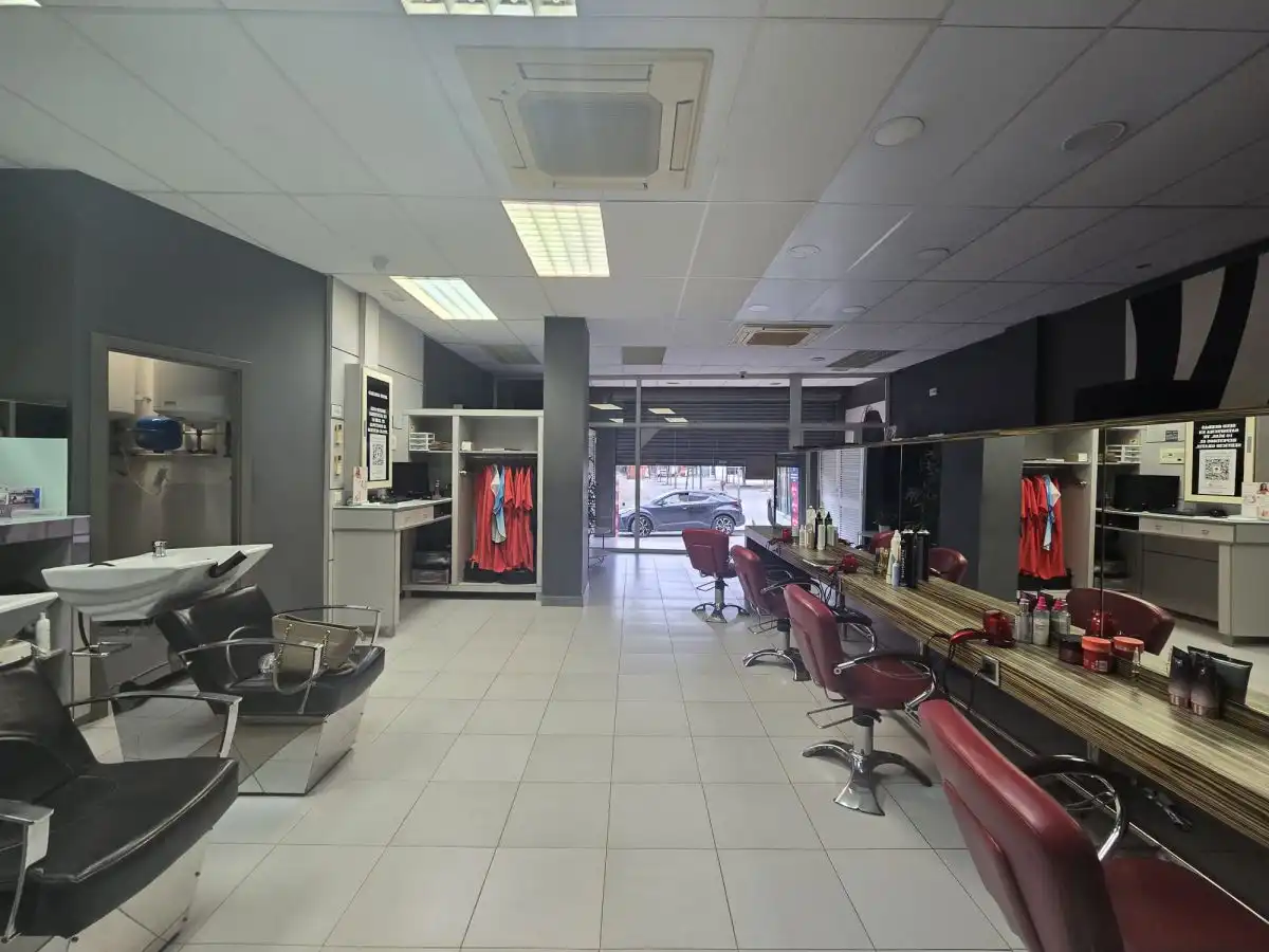 Business premises for sale in corro, imagen 15