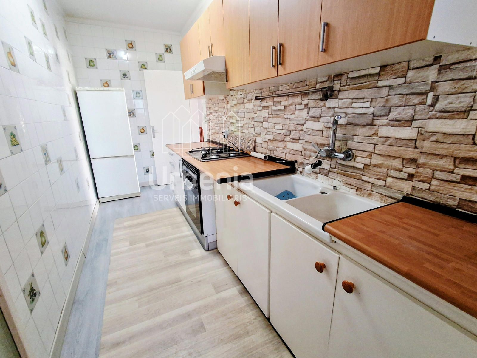 Cuina de Pis en venda en Mataró amb Calefacció i Terrassa