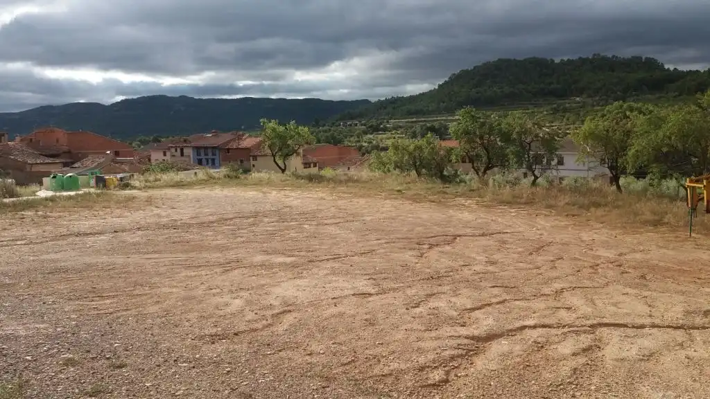 Terreni e lotti in vendita a Ráfales, imagen 2