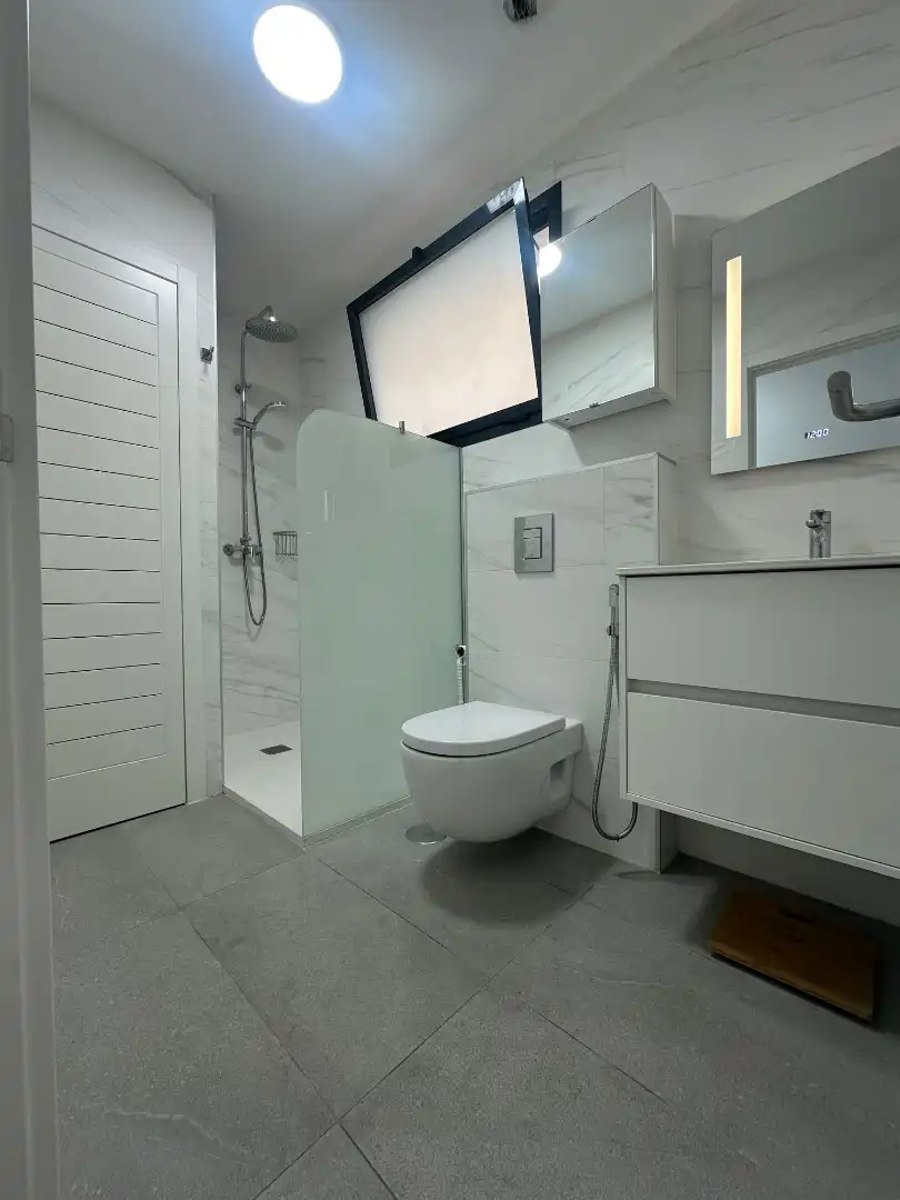 Bathroom of Flat for sale in Las Palmas de Gran Canaria  with Storage room